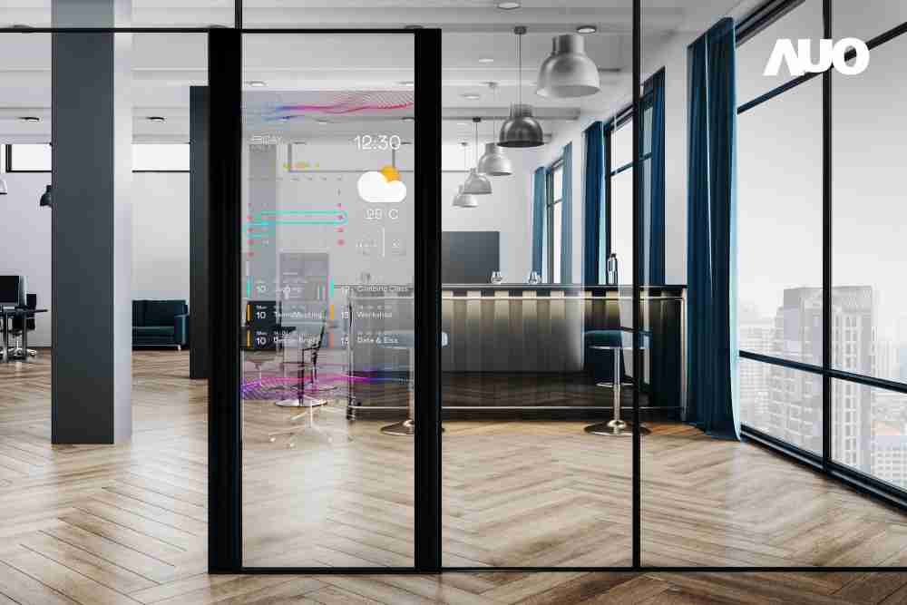 60吋Micro LED透明窗屏显示器，，可依需求调整并延伸应用于不同场域，，包括汽车侧窗或家庭玄关、、、智慧橱窗、、、、商业展示等面向，，提供丰富的信息娱乐内容